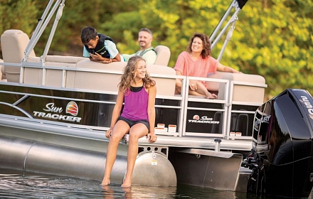 Sun Tracker Tritoon/Pontoon Boat!